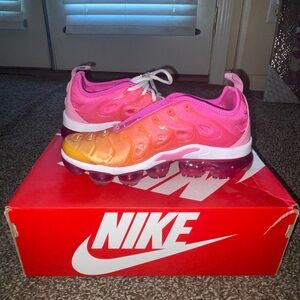 Nike air vapormax plus ‘summer sunset’